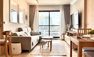 For rent 2 bedrooms condo in Pathum Wan, Bangkok