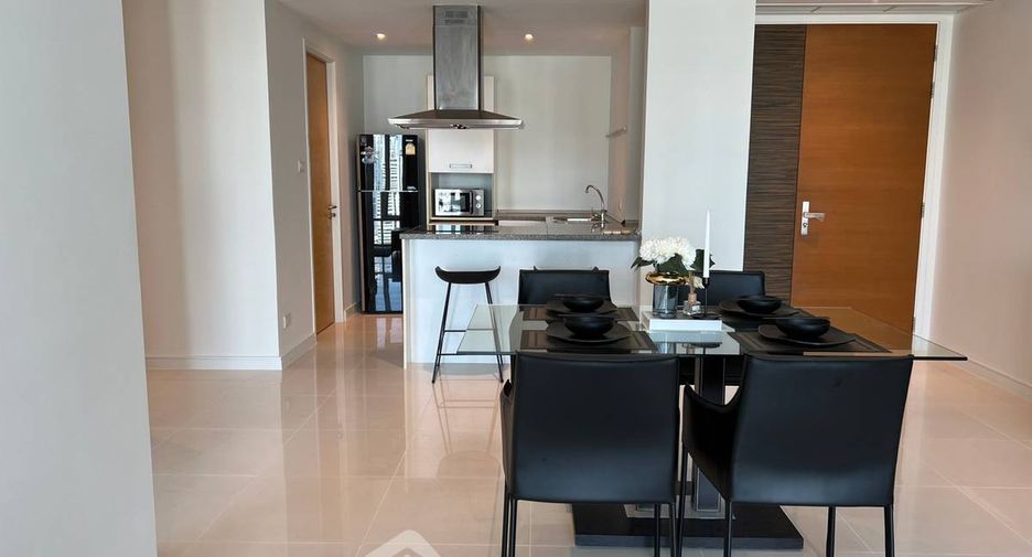 Condo en alquiler de 2 habitaciones en Khlong Toei, Bangkok