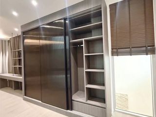 出租 4 卧室 独立屋 在 Wang Thong Lang, 曼谷