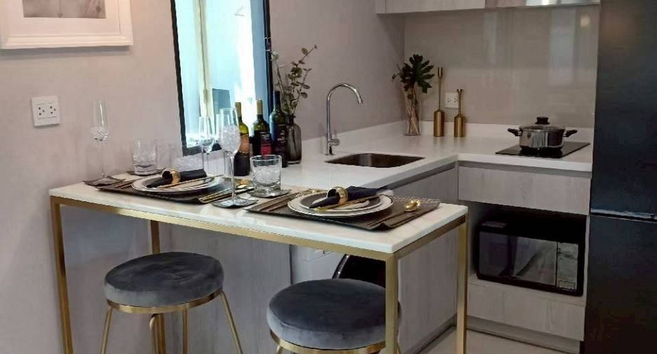Condo en alquiler de 1 habitaciones en Pathum Wan, Bangkok