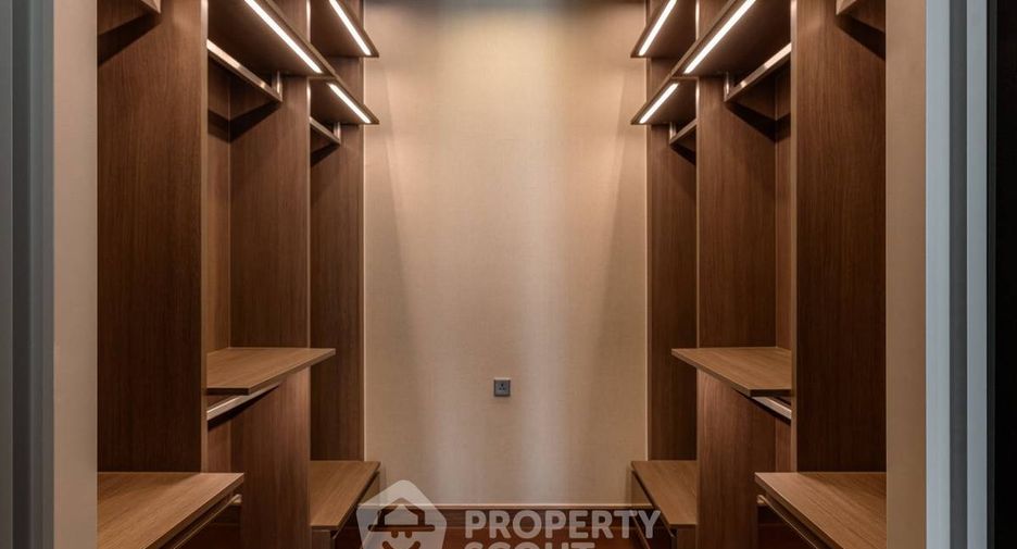 Condo en alquiler de 2 habitaciones en Khlong Toei, Bangkok