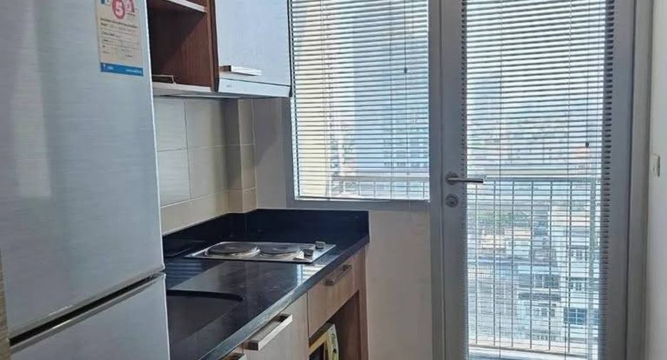 Condo en alquiler de 2 habitaciones en Khlong San, Bangkok