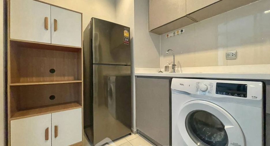 Condo en alquiler de 1 habitaciones en Huai Khwang, Bangkok