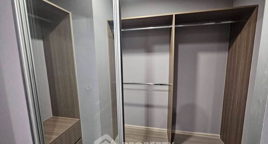 Condo en alquiler de 2 habitaciones en Bang Phlat, Bangkok