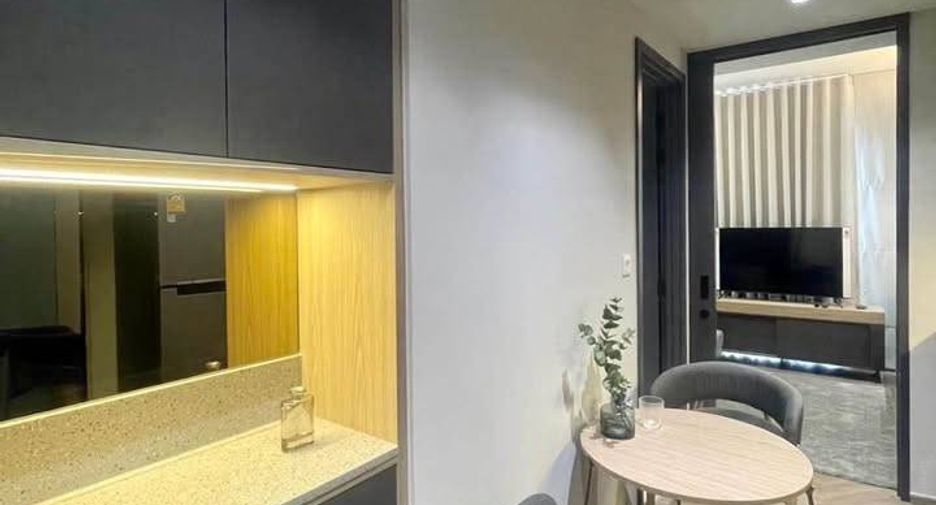 Condo en alquiler de 1 habitaciones en Bang Rak, Bangkok