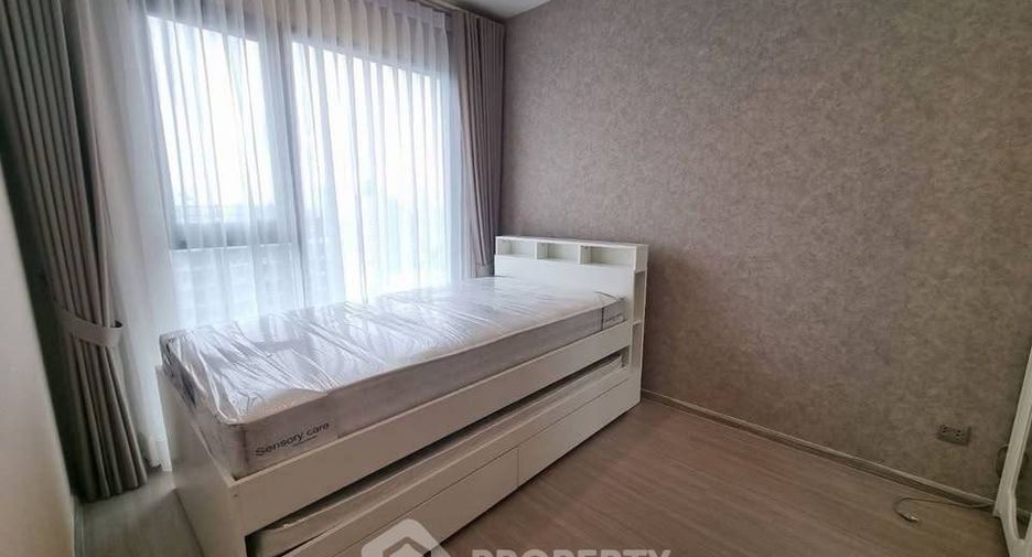 Condo en alquiler de 2 habitaciones en Huai Khwang, Bangkok