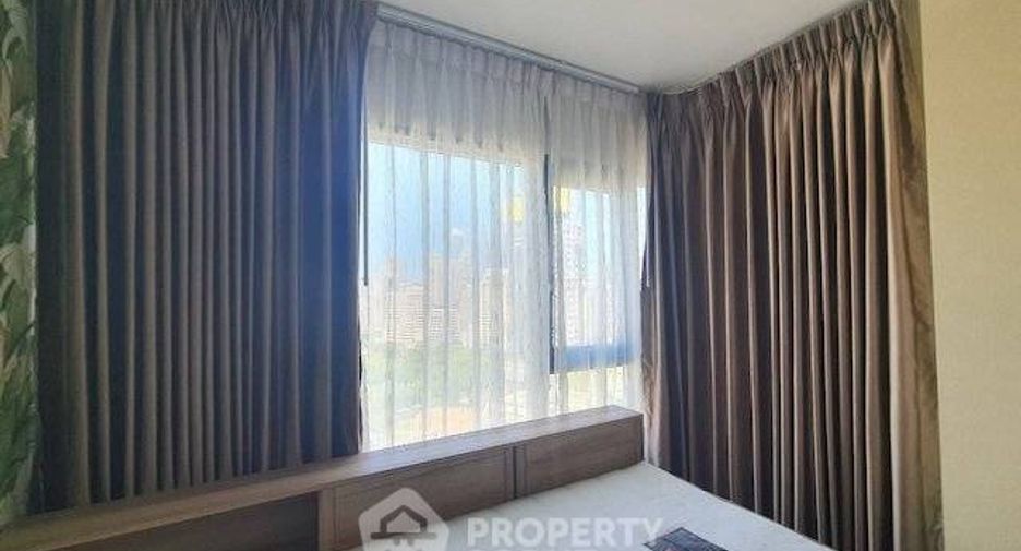 For rent 2 bedrooms condo in Pathum Wan, Bangkok