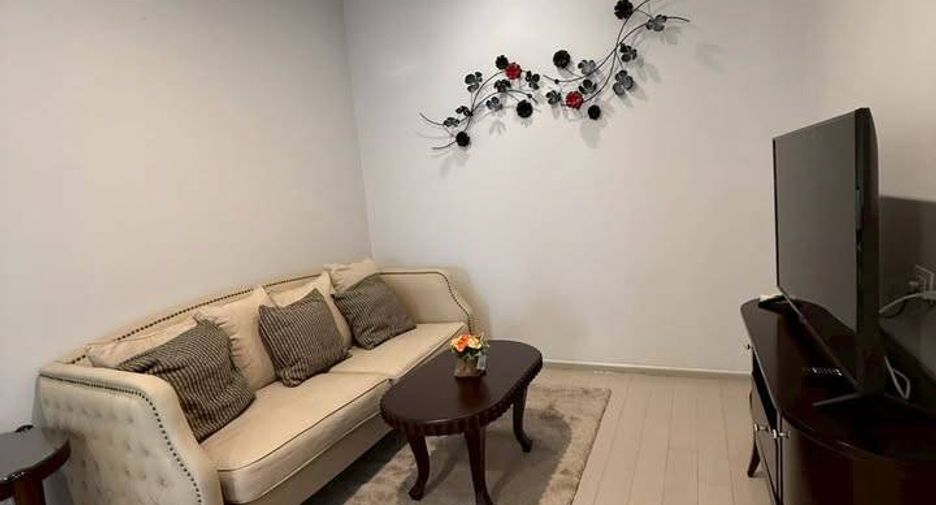 For rent 2 bedrooms condo in Pathum Wan, Bangkok