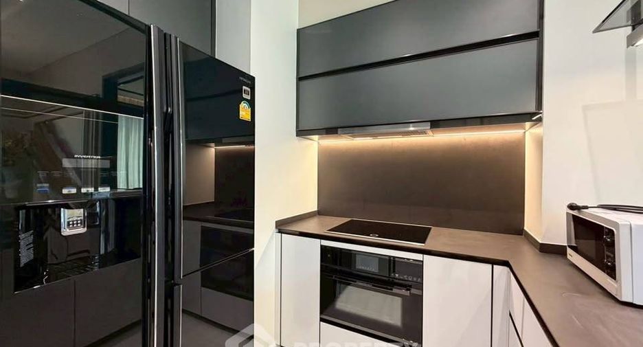 Condo en alquiler de 2 habitaciones en Watthana, Bangkok