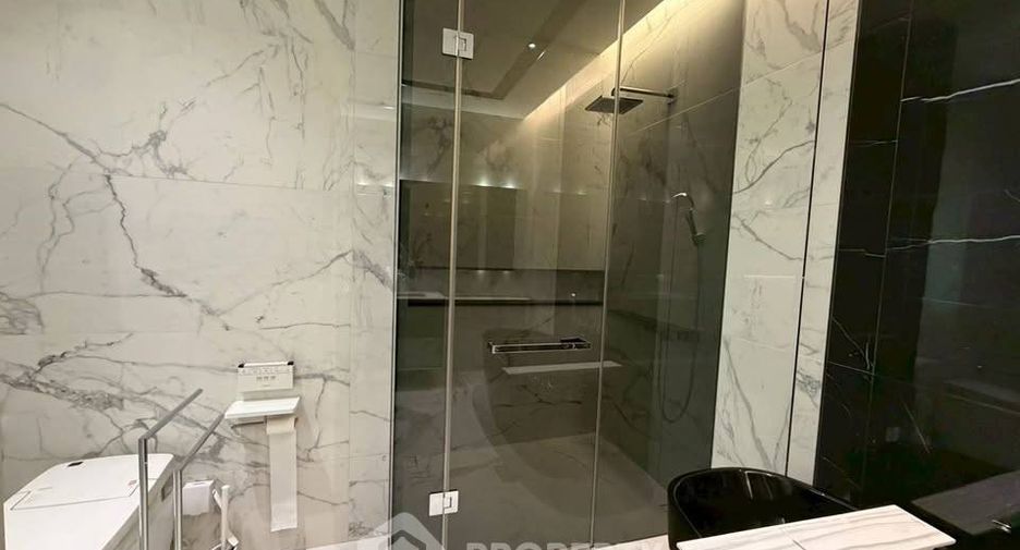 Condo en alquiler de 2 habitaciones en Watthana, Bangkok