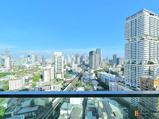 出租 2 卧室 公寓 在 Khlong Toei, 曼谷