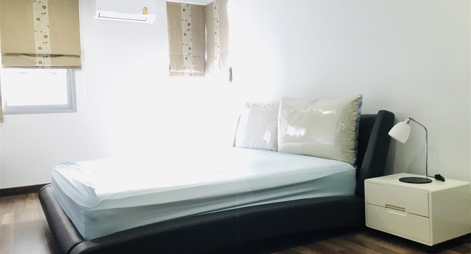 Condo en alquiler de 2 habitaciones en Pathum Wan, Bangkok