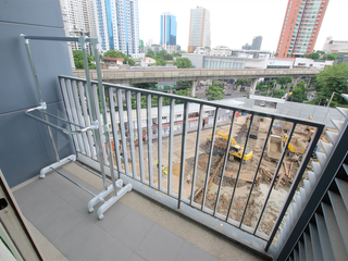 For rent 1 bed condo in Khlong Toei, Bangkok