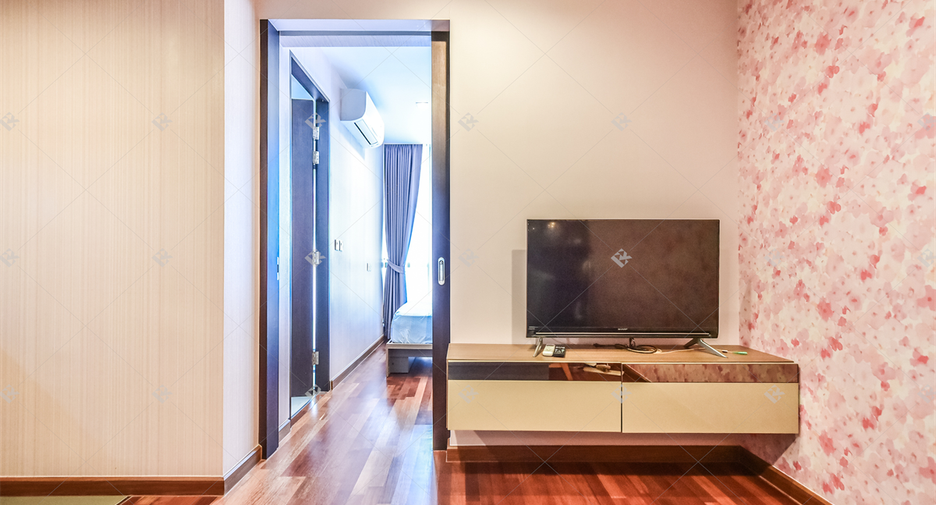 For sale 1 bed condo in Pathum Wan, Bangkok