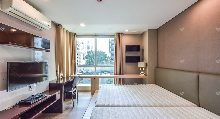 For rent 2 ベッドルーム condo in Pathum Wan, Bangkok