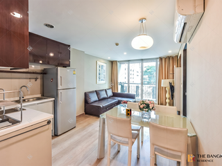 For rent 2 bedrooms condo in Pathum Wan, Bangkok