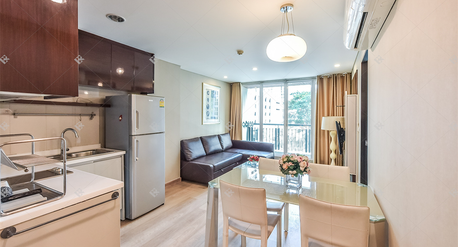 For rent 2 ベッドルーム condo in Pathum Wan, Bangkok
