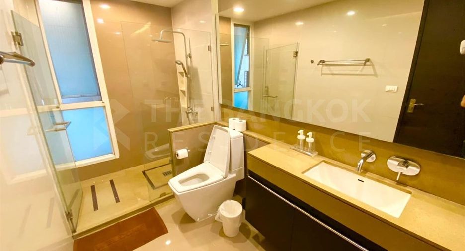 À louer 2 chambres condo à Pathum Wan, Bangkok