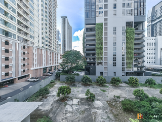 For rent 2 bedrooms condo in Pathum Wan, Bangkok