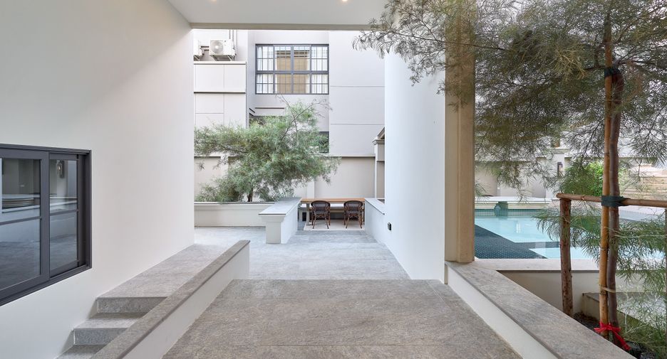 Casa en alquiler y en venta de 4 habitaciones en Hang Dong, Chiang Mai