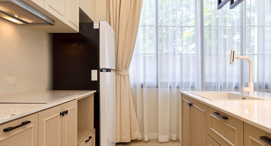 Casa en alquiler y en venta de 4 habitaciones en Hang Dong, Chiang Mai