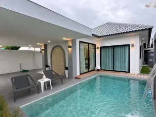 For sale 3 bedrooms villa in Bang Lamung, Chonburi