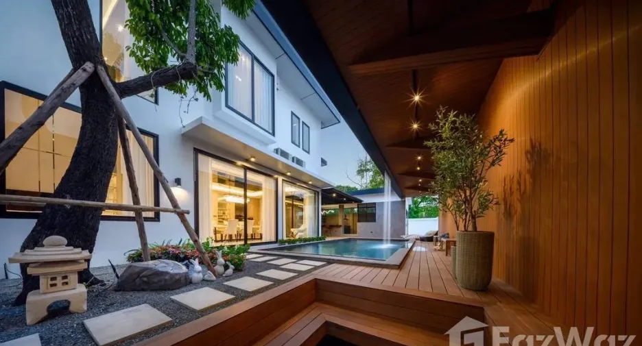 For rent 4 bedrooms villa in Mueang Chiang Mai, Chiang Mai