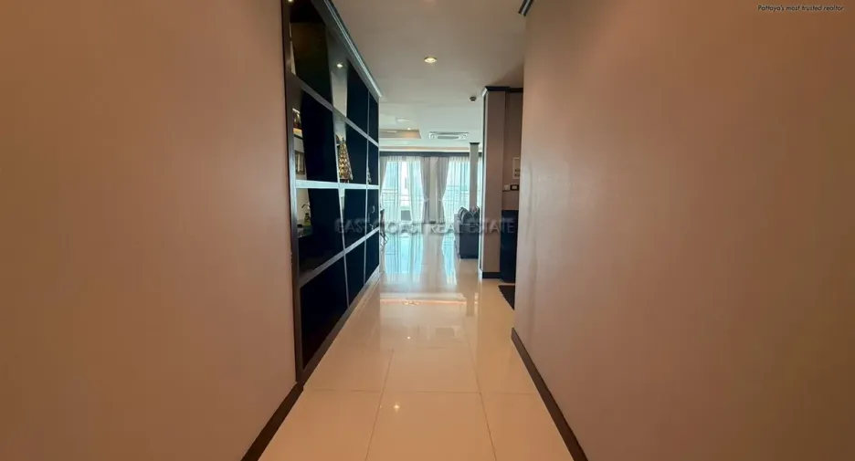 For rent 2 bedrooms condo in Bang Lamung, Chonburi