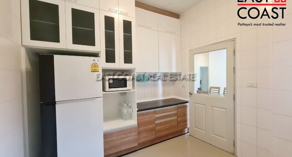 For rent 3 bedrooms house in East Pattaya, Pattaya