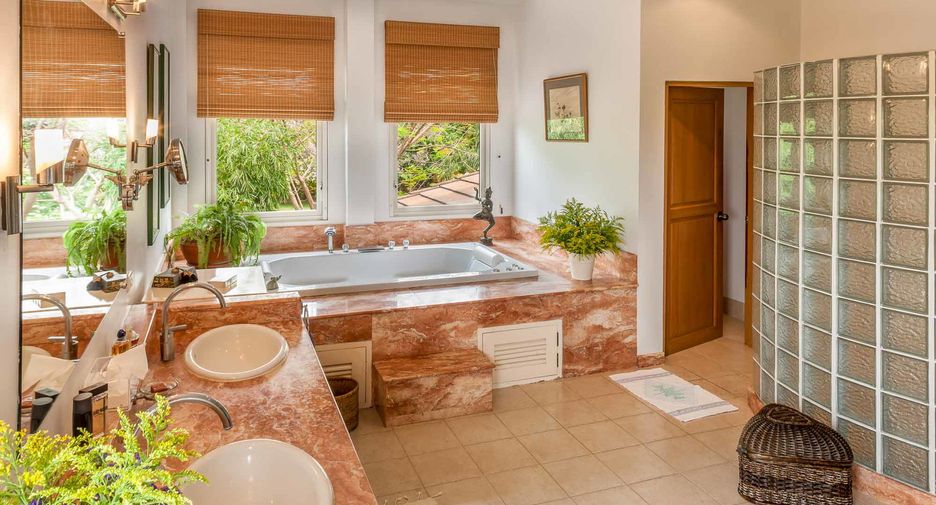 For sale 5 ベッドルーム house in Mae Rim, Chiang Mai