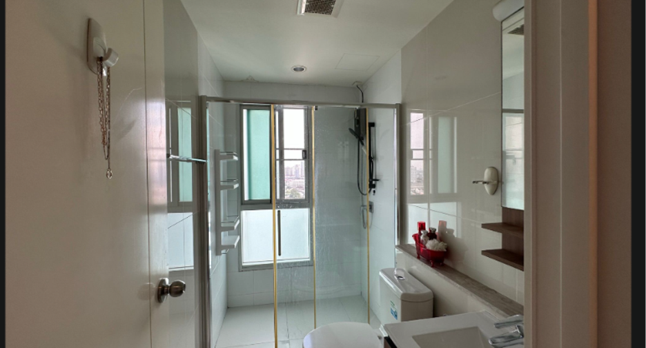 Wohnung zur Miete und zum Kauf mit 2 Zimmer in Yan Nawa, Bangkok