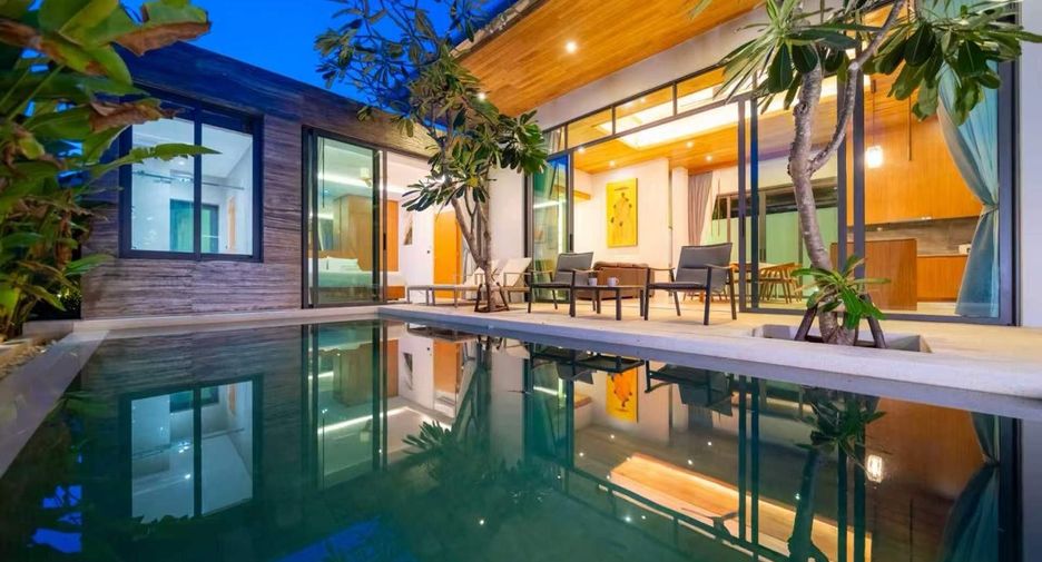 For rent 3 bedrooms villa in Mueang Phuket, Phuket