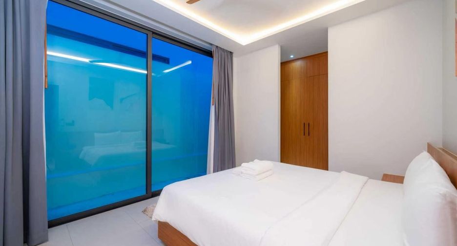For rent 3 bedrooms villa in Mueang Phuket, Phuket