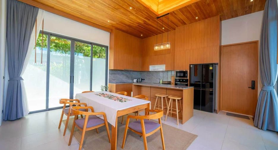 For rent 3 bedrooms villa in Mueang Phuket, Phuket