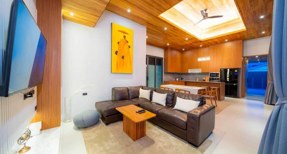 For rent 3 bedrooms villa in Mueang Phuket, Phuket