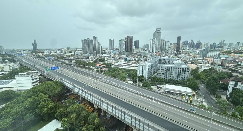 For rent 1 Beds condo in Watthana, Bangkok