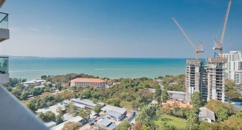 For sale スタジオ condo in Pratumnak, Pattaya