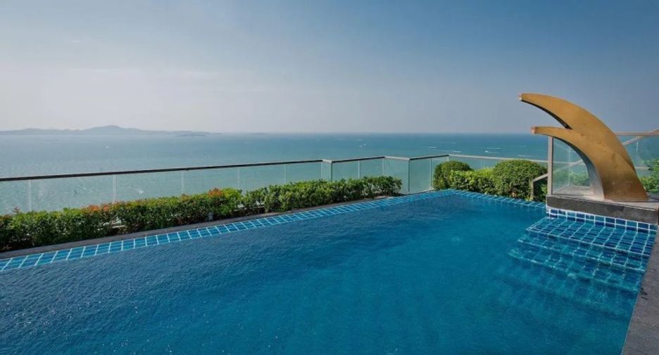For sale スタジオ condo in Pratumnak, Pattaya