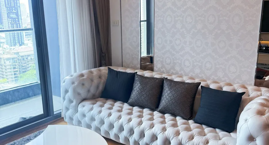 Condo en alquiler de 2 habitaciones en Khlong Toei, Bangkok