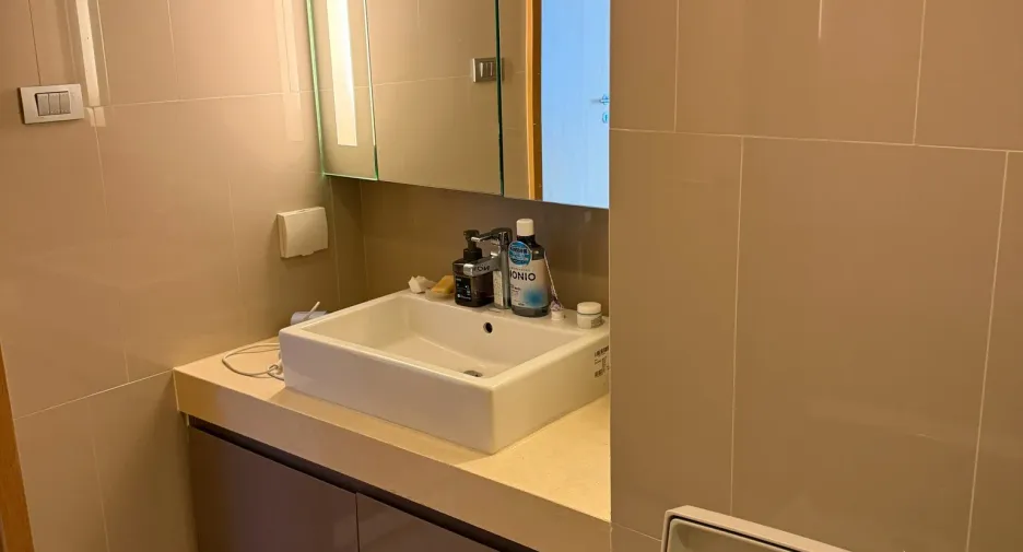 Condo en alquiler de 2 habitaciones en Khlong Toei, Bangkok