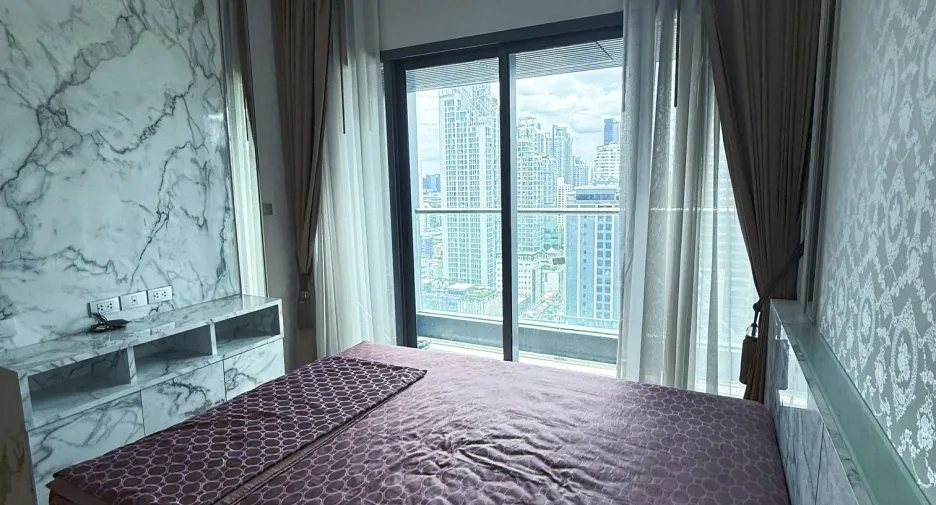 Condo en alquiler de 2 habitaciones en Khlong Toei, Bangkok