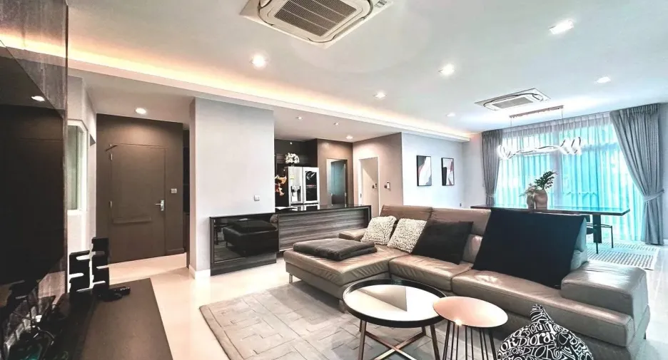 Аренда 4 спальни дом в Bang Phli, Самутпракан