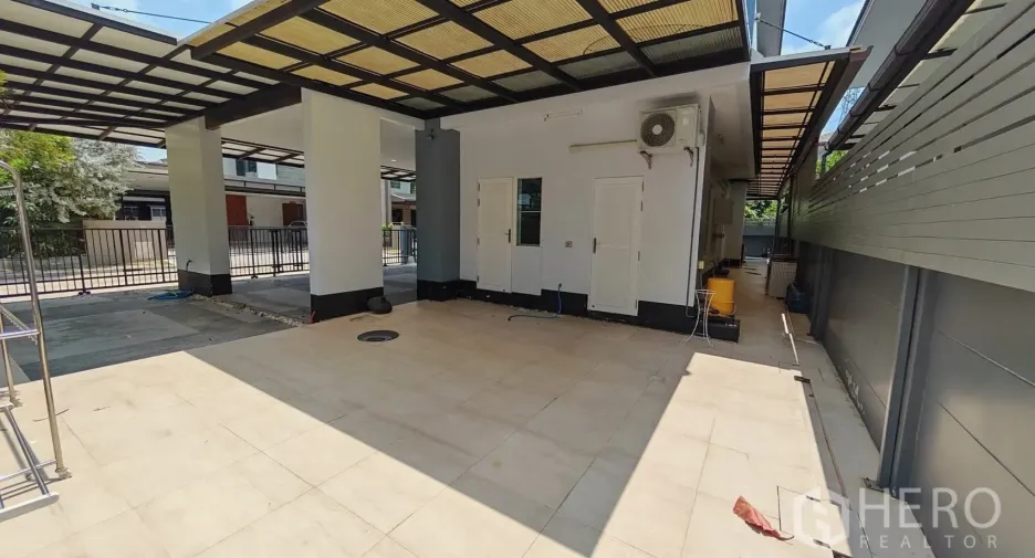 For rent そして for sale 4 ベッドルーム house in Bang Phli, Samut Prakan