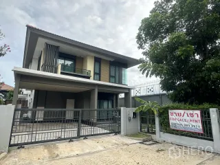 Haus zur Miete und zum Kauf mit 3 Zimmer in Lam Luk Ka, Pathum Thani