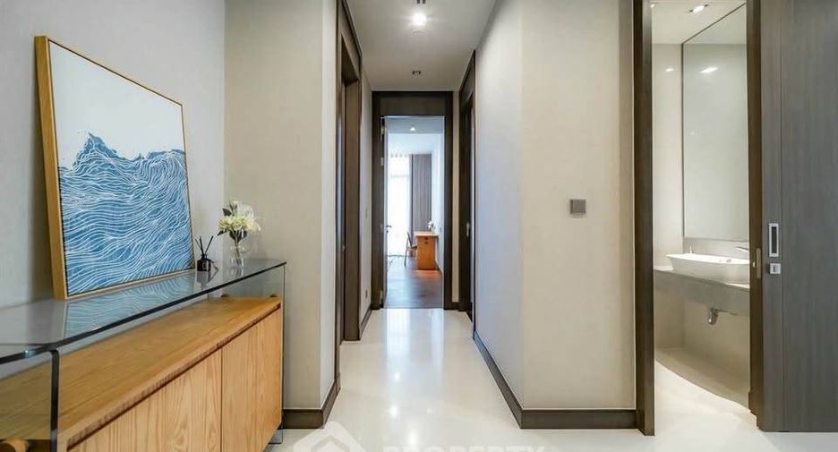 Аренда и продажа 3 спальни кондо в Кхлонг Тоеи, Бангкок