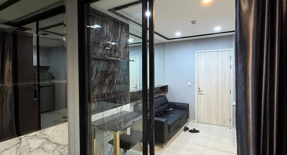 For rent 1 bed condo in Watthana, Bangkok