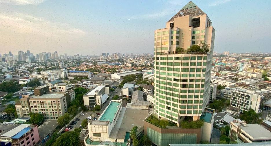 Wohnung zum Kauf mit 1 Zimmer in Khlong Toei, Bangkok