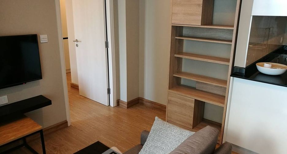 À vendre 2 chambres condo à Watthana, Bangkok