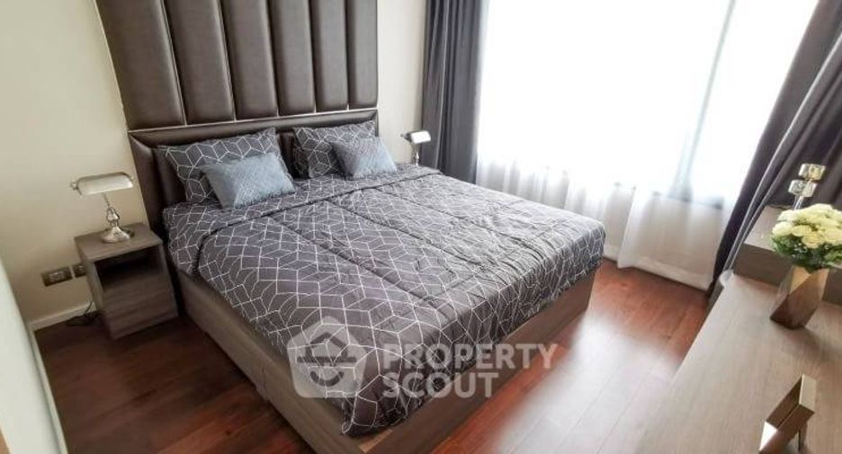 For sale 2 bedrooms condo in Khlong Toei, Bangkok
