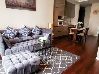 For sale 2 bedrooms condo in Khlong Toei, Bangkok